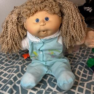 Cabbage patch kid 1990s